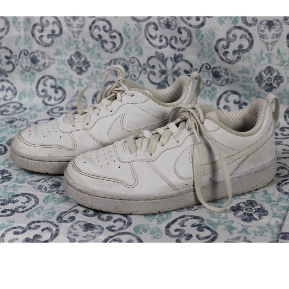 Nike Court Borough Low 2 (GS) White Sneakers Youth Size 4.5Y School Shoes